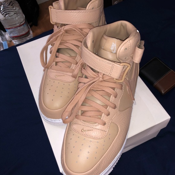 Nike Air Force 1 labs - Picture 2 of 3